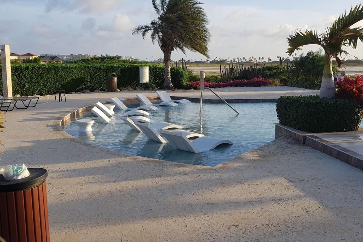 Wonder Apartment In Gold Coast With Private Pool Palm Beach Exteriör bild
